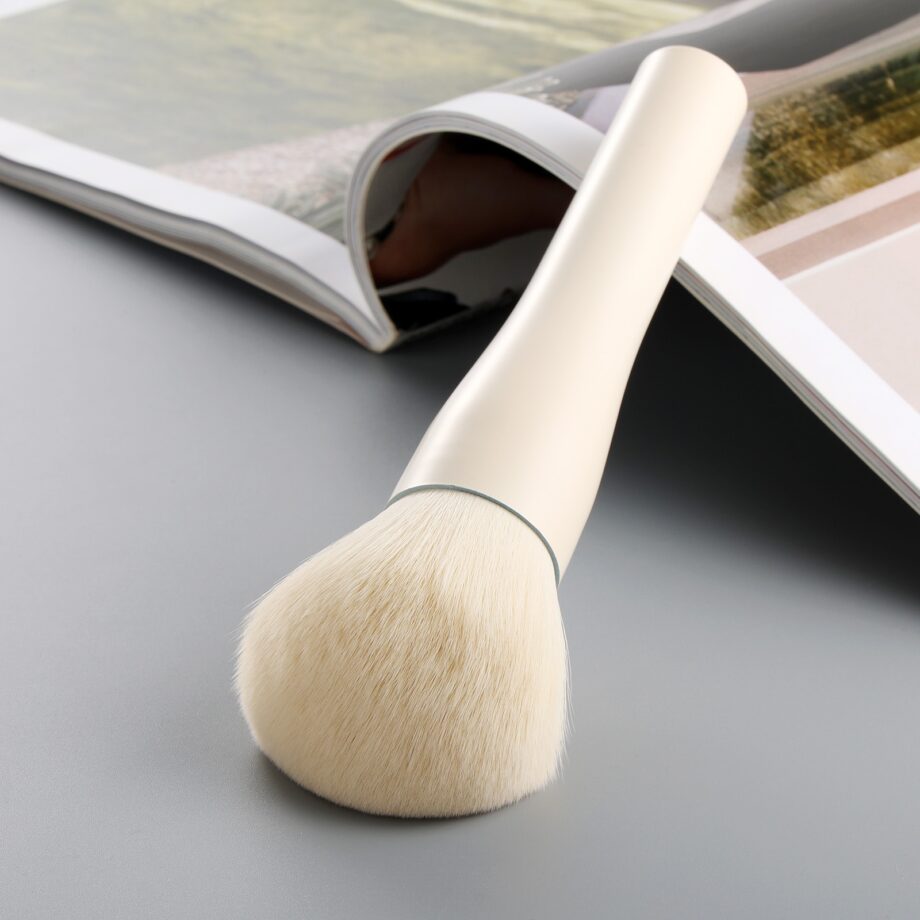 Makeup Brush / Powder Brush