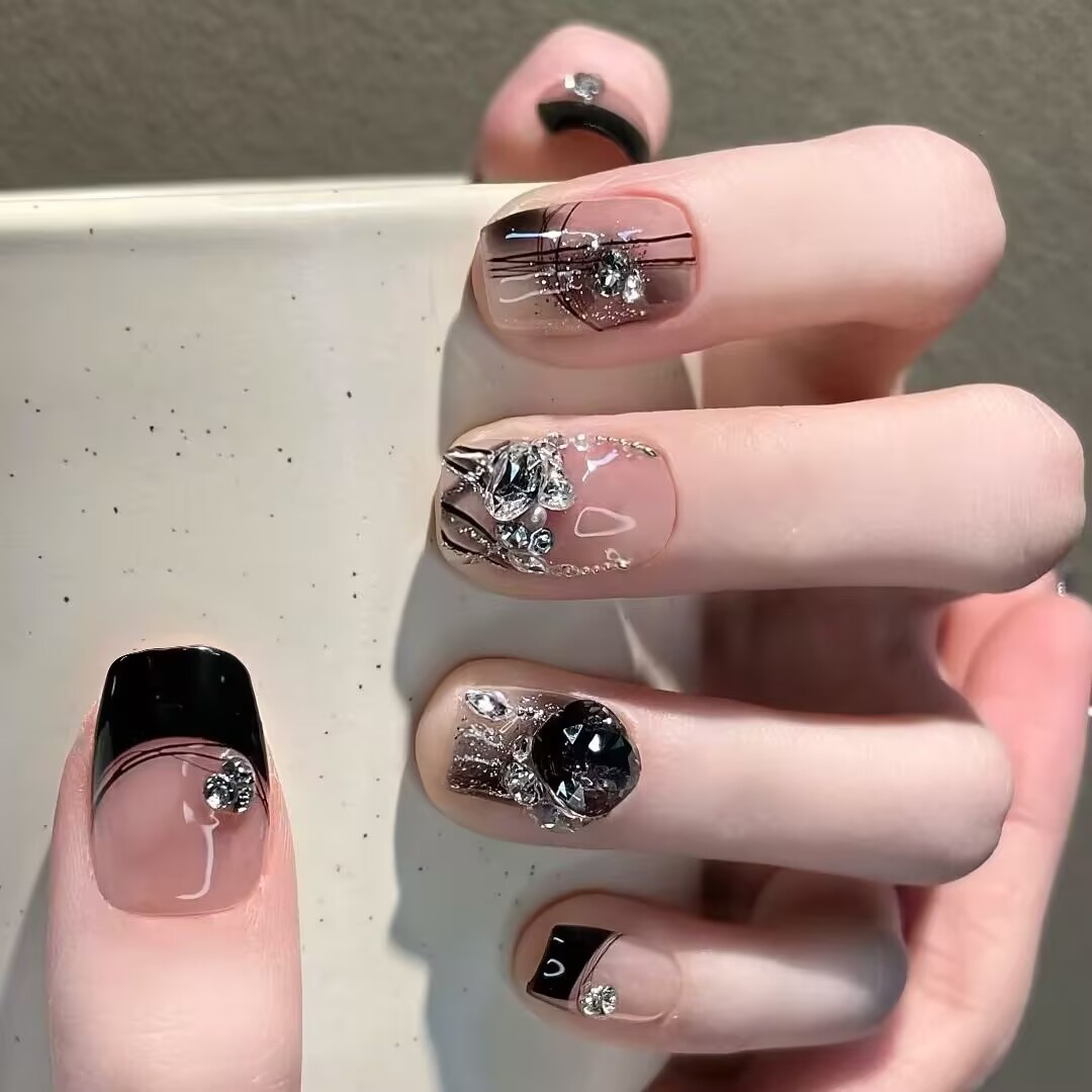 Black Diamond Press-On Nails