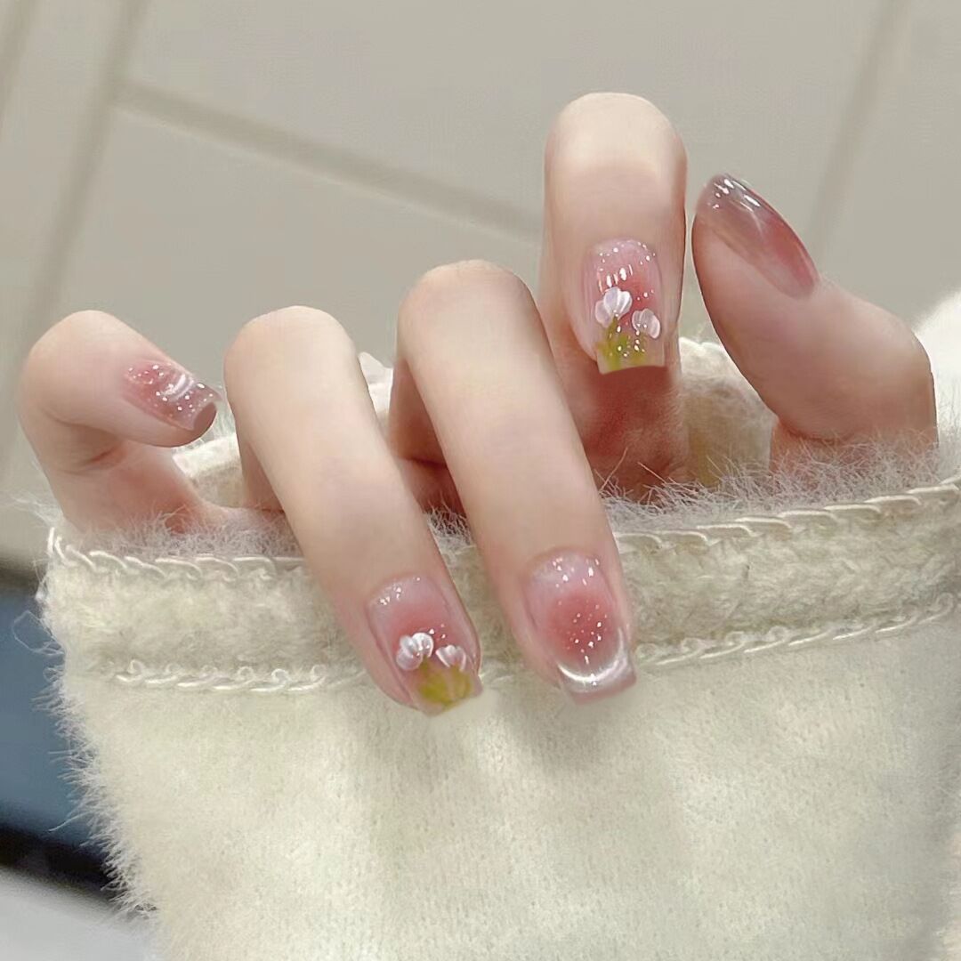 Petal Kiss Press-On Nails
